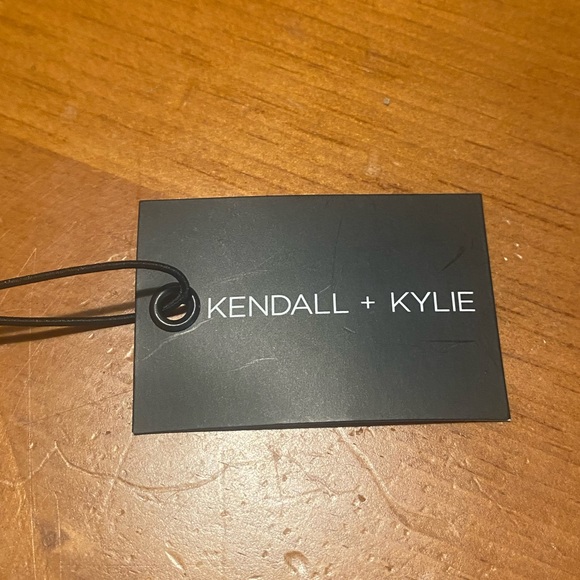 Kendall + Kylie Leopard Print Bags - Picture 5 of 8